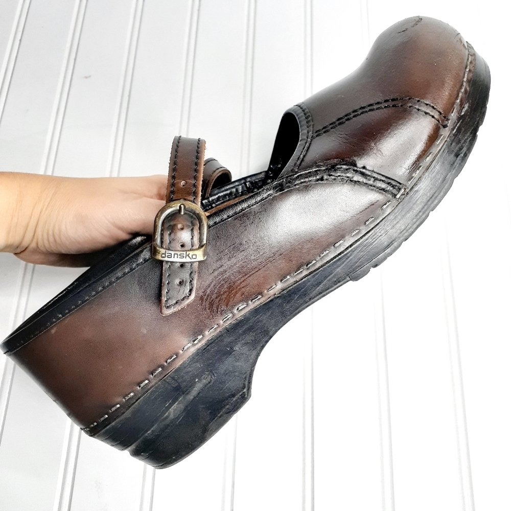 Dansko Marcelle Women's Brown Leather Clogs - Picture 6 of 16